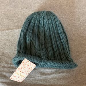 Free People Accessories - Free People Cozzie beanie Free People Accessories - Free People Cozzie beanie